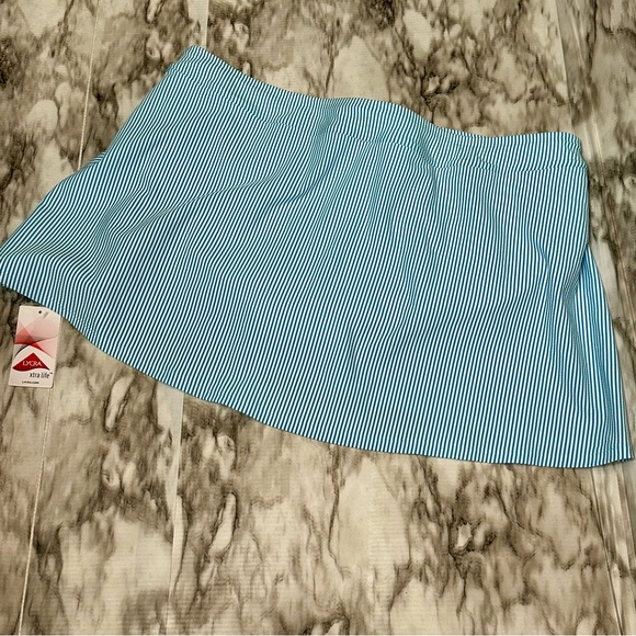 Lands End Swim Skirt Womens Sz 22 Blue And White Seersucker Bathing Suit Bottom - Picture 3 of 8